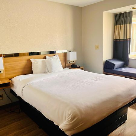 Microtel Inn By Wyndham Lexington Eksteriør billede
